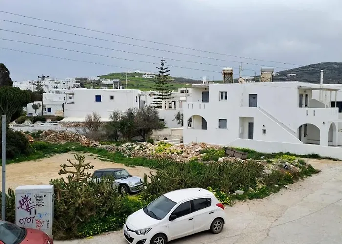 Paros All Νάουσα